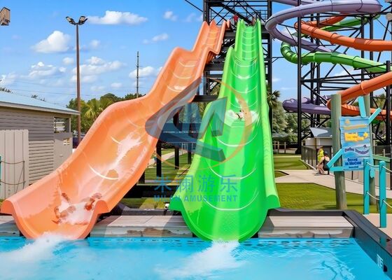 Goede prijs. Spannende waterglijbaan Duurzame regenboog waterglijbaan voor commercieel gebruik online